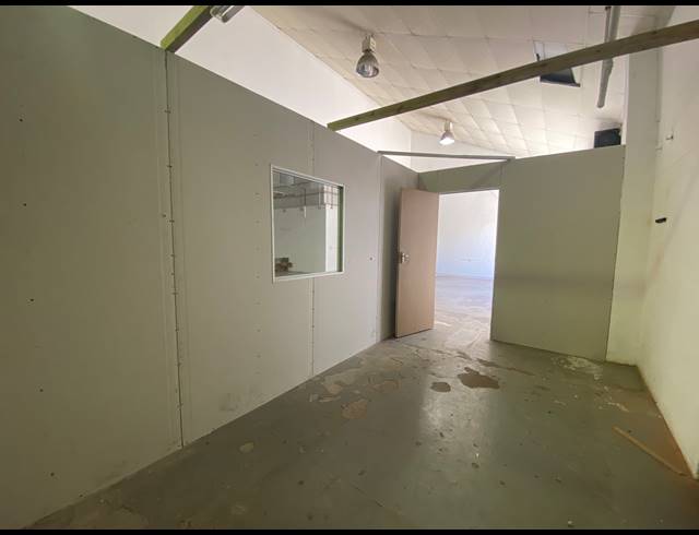 572M² WAREHOUSE TO LET IN PAARDEN EILAND